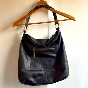 B Makowsky Black Leather Purse with Leopard Lining